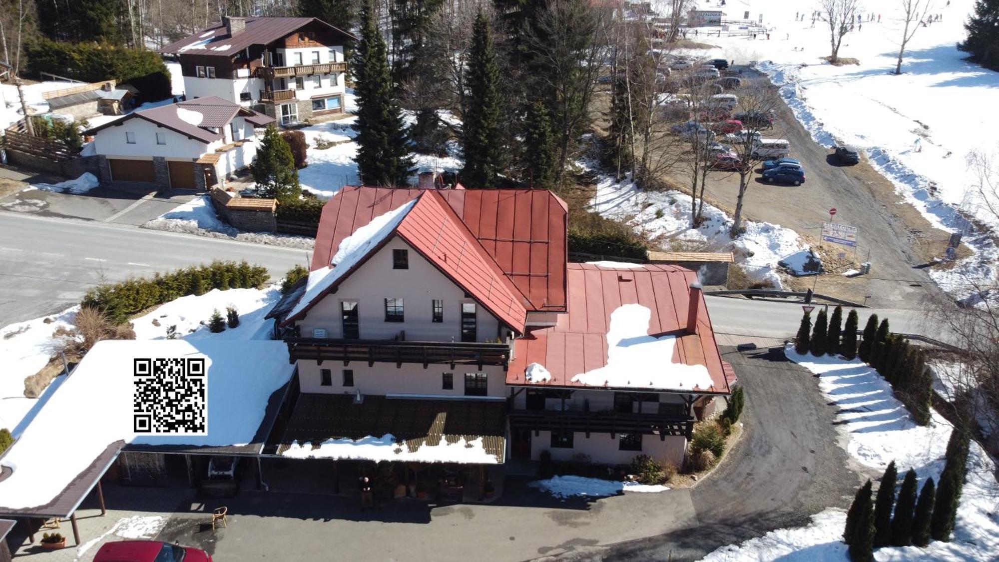 Pension Aura Spicak, Nektere Pokoje Se Saunou Zelezna Ruda Exterior photo